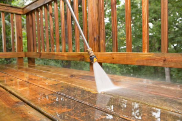 Best Oil Spill Cleanup  in Eleanor, WV